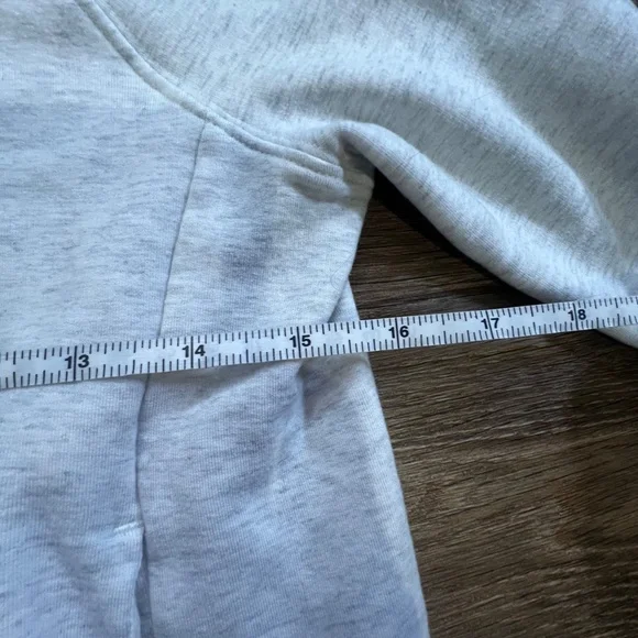 Athleta Girl Bundle Size L/12 Sweatshirts/Tops, 5 Items, long Sleeve, Athletic - Picture 9 of 16